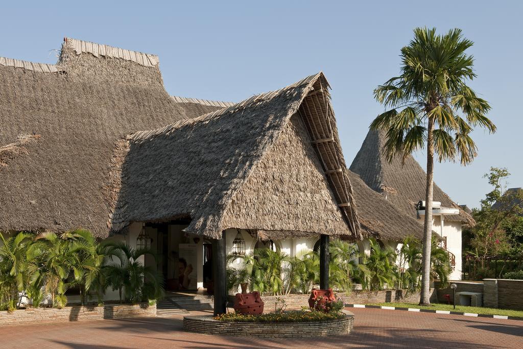 Neptune Village Beach Resort & Spa Galu Екстериор снимка