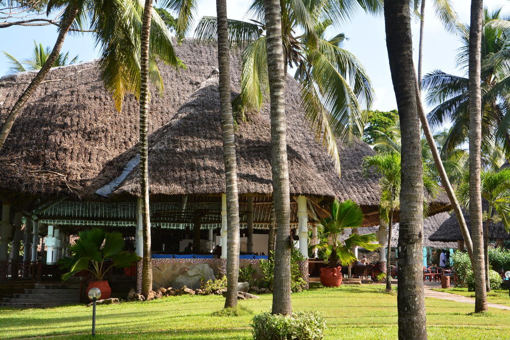Neptune Village Beach Resort & Spa Galu Екстериор снимка