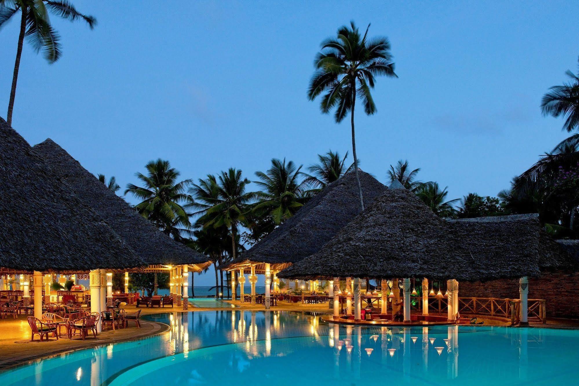 Neptune Village Beach Resort & Spa Galu Екстериор снимка