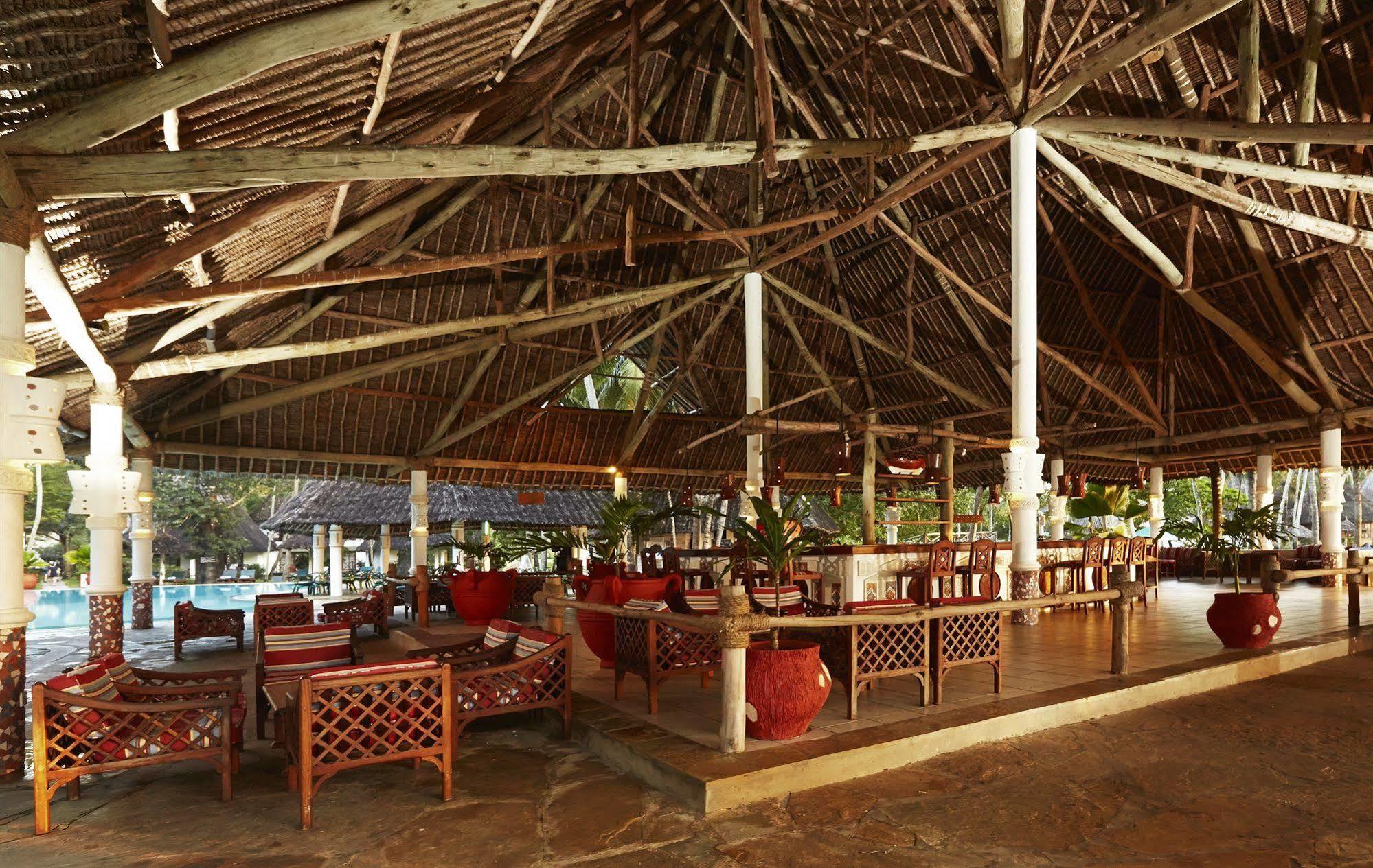 Neptune Village Beach Resort & Spa Galu Екстериор снимка